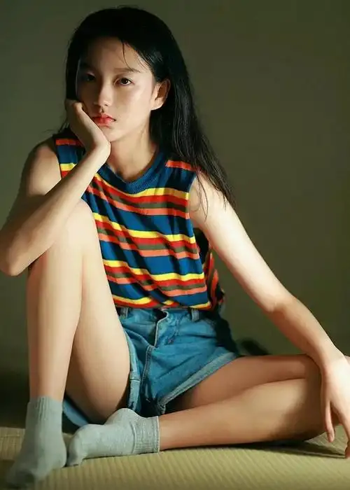 异兽食单 奇幻美食动漫封面